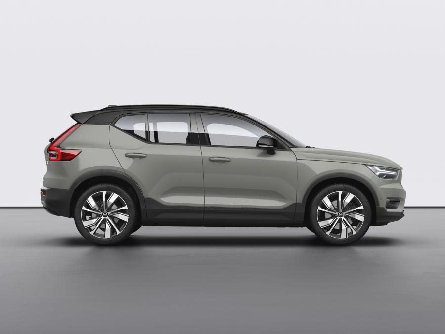  Volvo XC40 Recharge P8 AWD 2019 года  (WW) (фото 3 из 34)